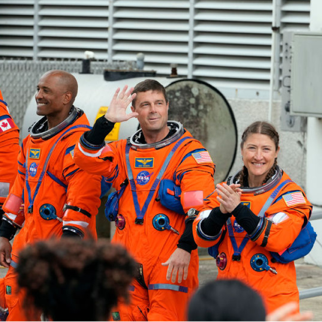 Artemis II mürettebatı Dünya'ya döndü