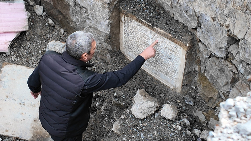 Köprünün kitabesi çıktı, sırrı çözüldü