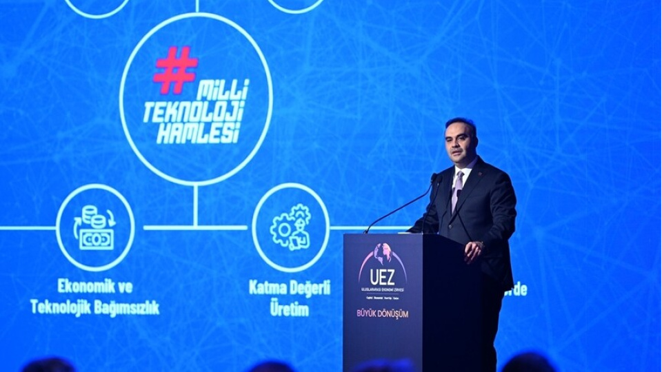 "Askeri İHA pazarının üçte ikisi Türk firmalarının elinde"