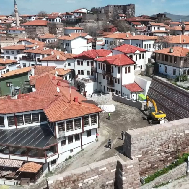 Ankara Kalesi'nde "Gastronomi Merkezi"