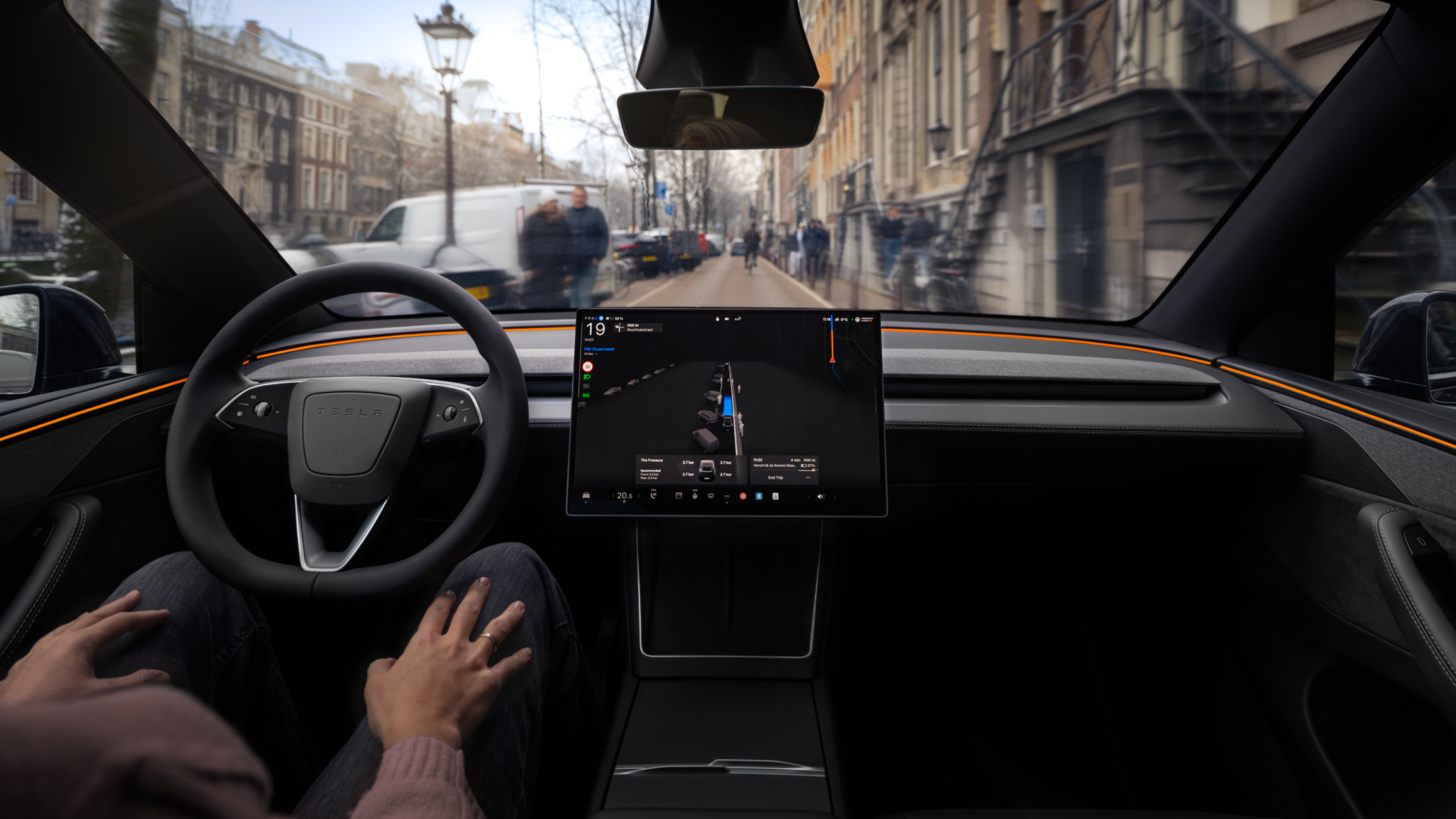 Tesla Otonom Sürüş Sistemi Avrupa'da: Hollanda'dan Onay Aldı