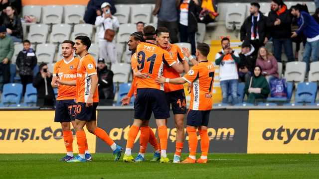 Başakşehir galibiyeti hatırladı!