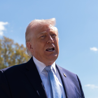 Trump: Hürmüz'ü temizlemeye başlıyoruz