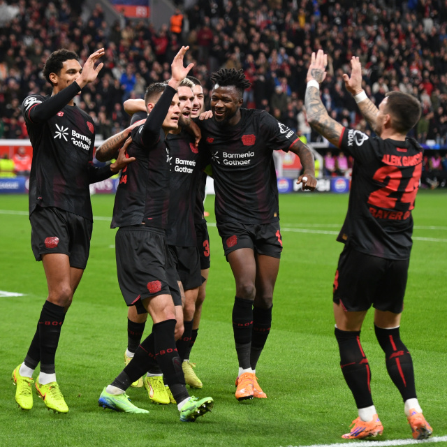 Leverkusen Dortmund'u devirdi!