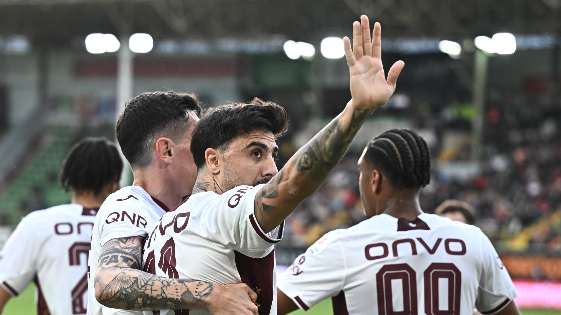 Ozan Tufan: Taraftarlarımızdan Özür Diliyoruz, Derbi Sonrası Duygusal Etki Altındaydık