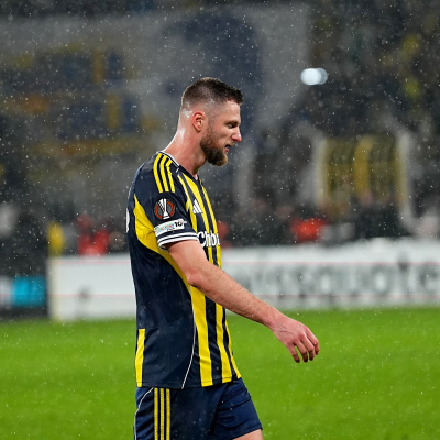 Devre arasında oyundan çıktı!