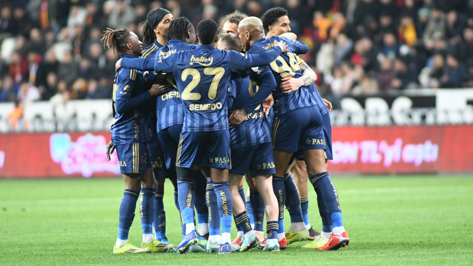 Kayseri'de Fenerbahçe şov!