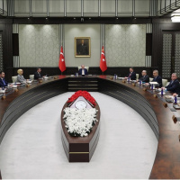 Kabine üyelerinden Netanyahu'ya tepki