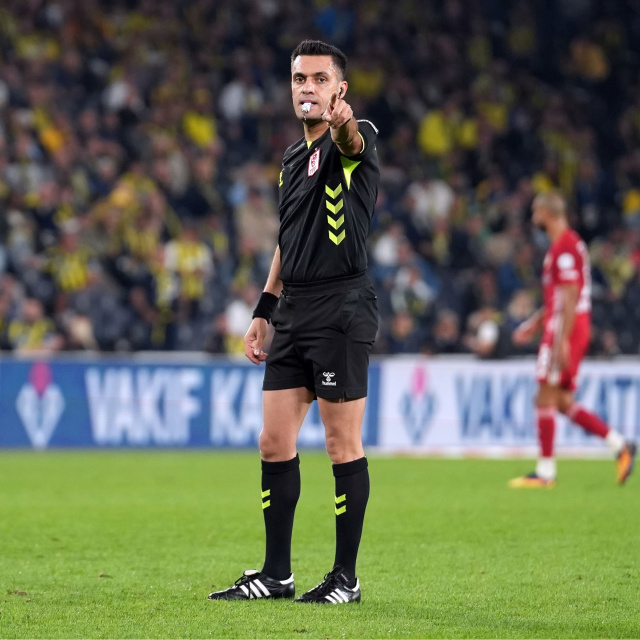 "Tartışmasız kırmızı kart!"