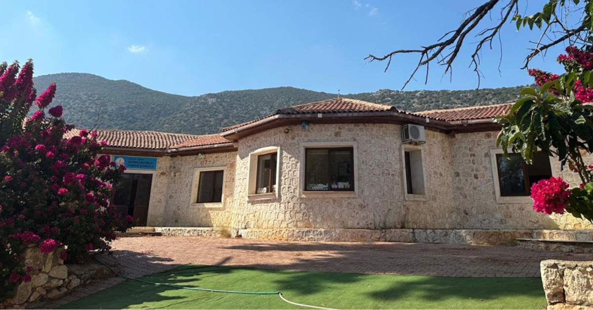 Antalya'daokul öğretmeni iddiaları! Çocukları geri kalınca sınıf da