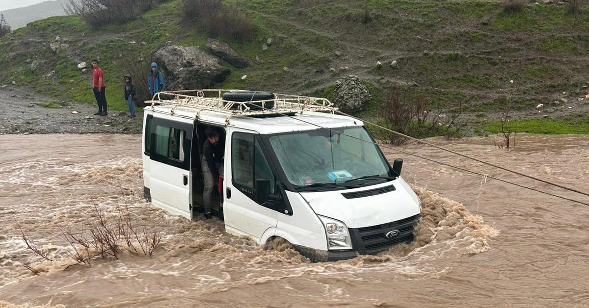 Siirt Baykan'dakalp krizi geçiren Naime Gölbaşı minibüste ölmüş
