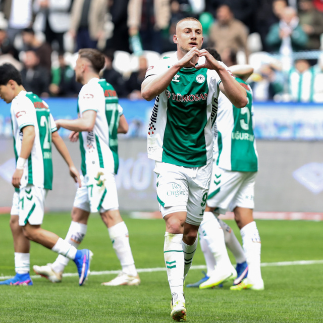 Konyaspor üç puanı üç golle aldı!