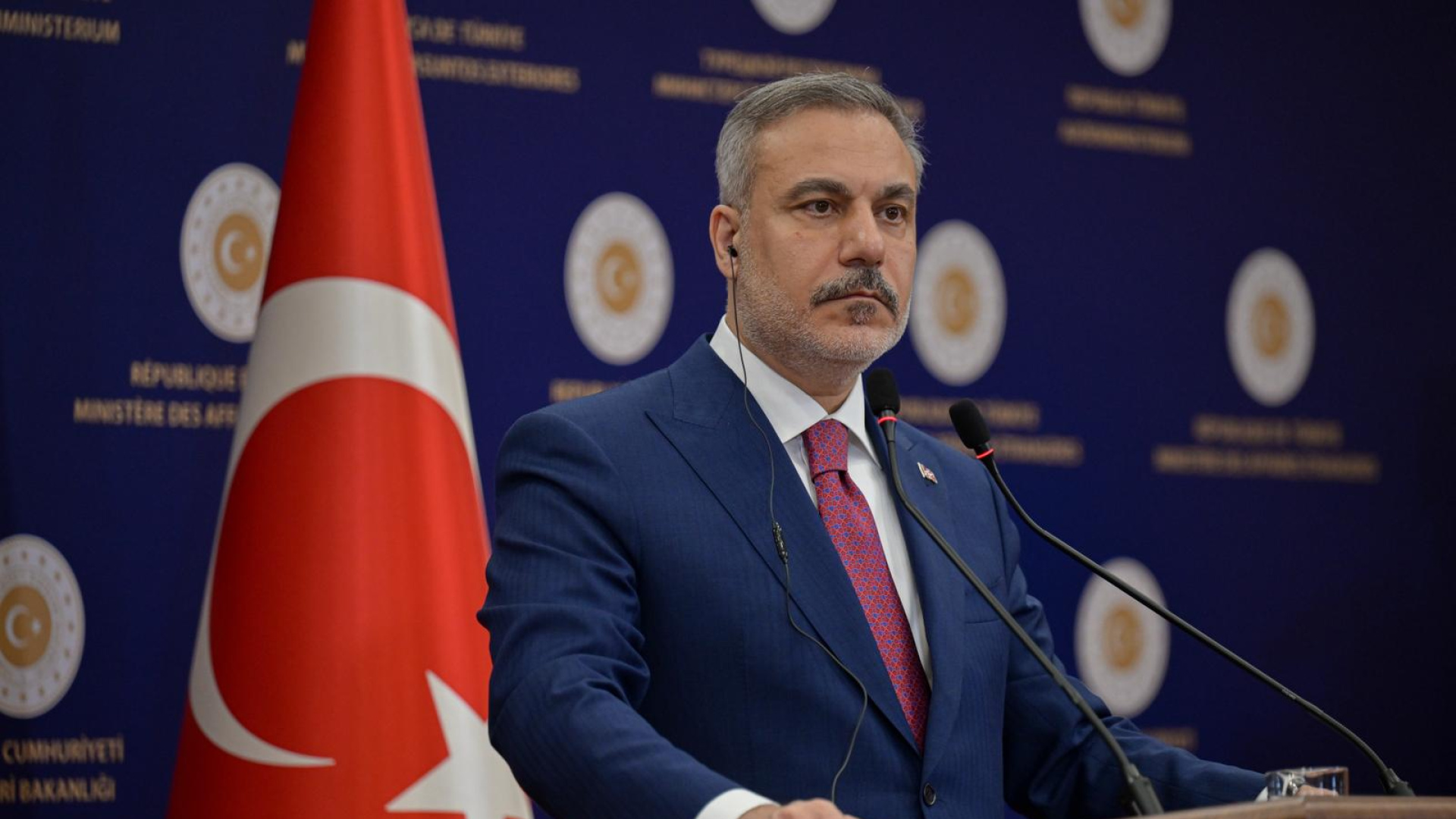Bakan Fidan, Pakistanlı Mevkidaşı Dar ile Telefon Görüşmesi Gerçekleştirdi