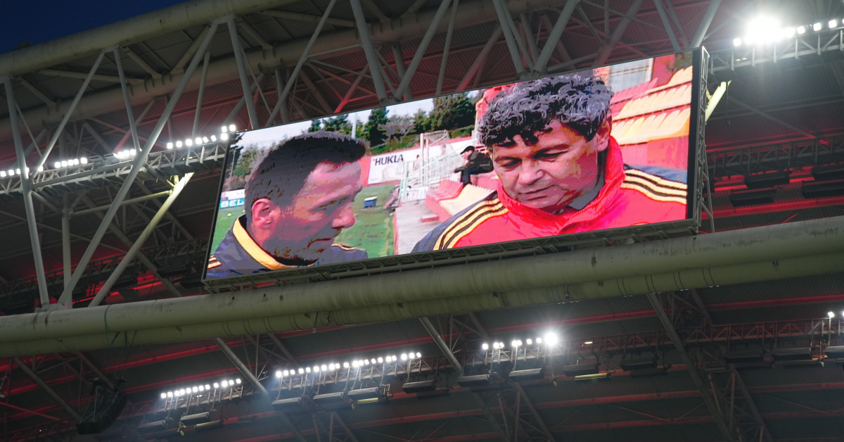 Galatasaray taraftarları Lucescu'yuandı