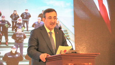 Yılmaz: Barış ile sonuçlanmasını diliyoruz