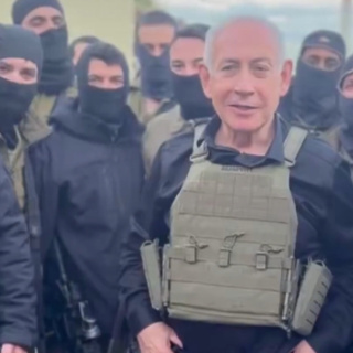 Netanyahu, Lübnan'ı ziyaret etti