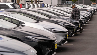 Otomobil fiyatları için zam uyarısı