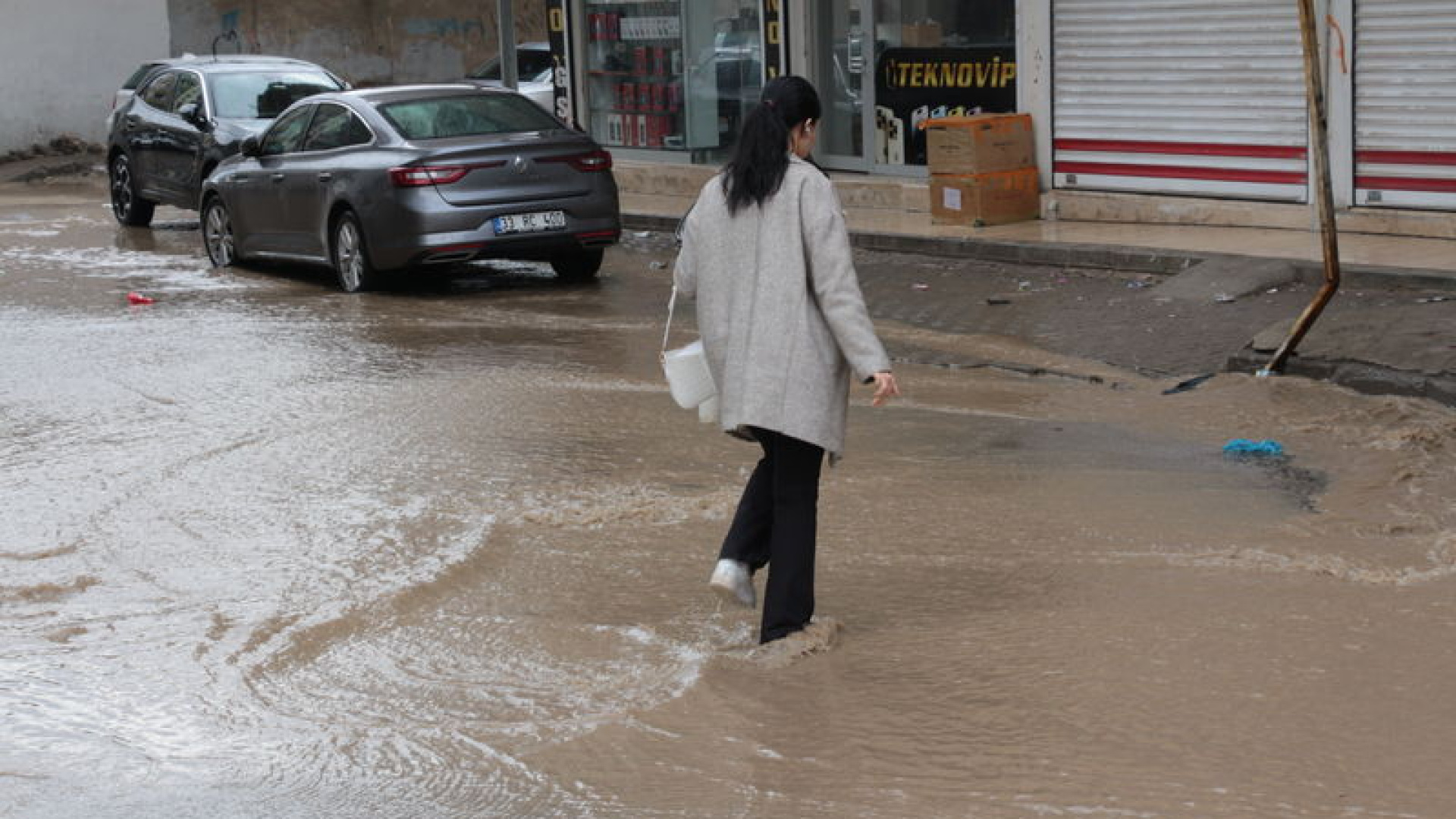 Meteoroloji'den Sağanak Yağmur ve Kar Uyarısı: 13 Nisan Hava Durumu