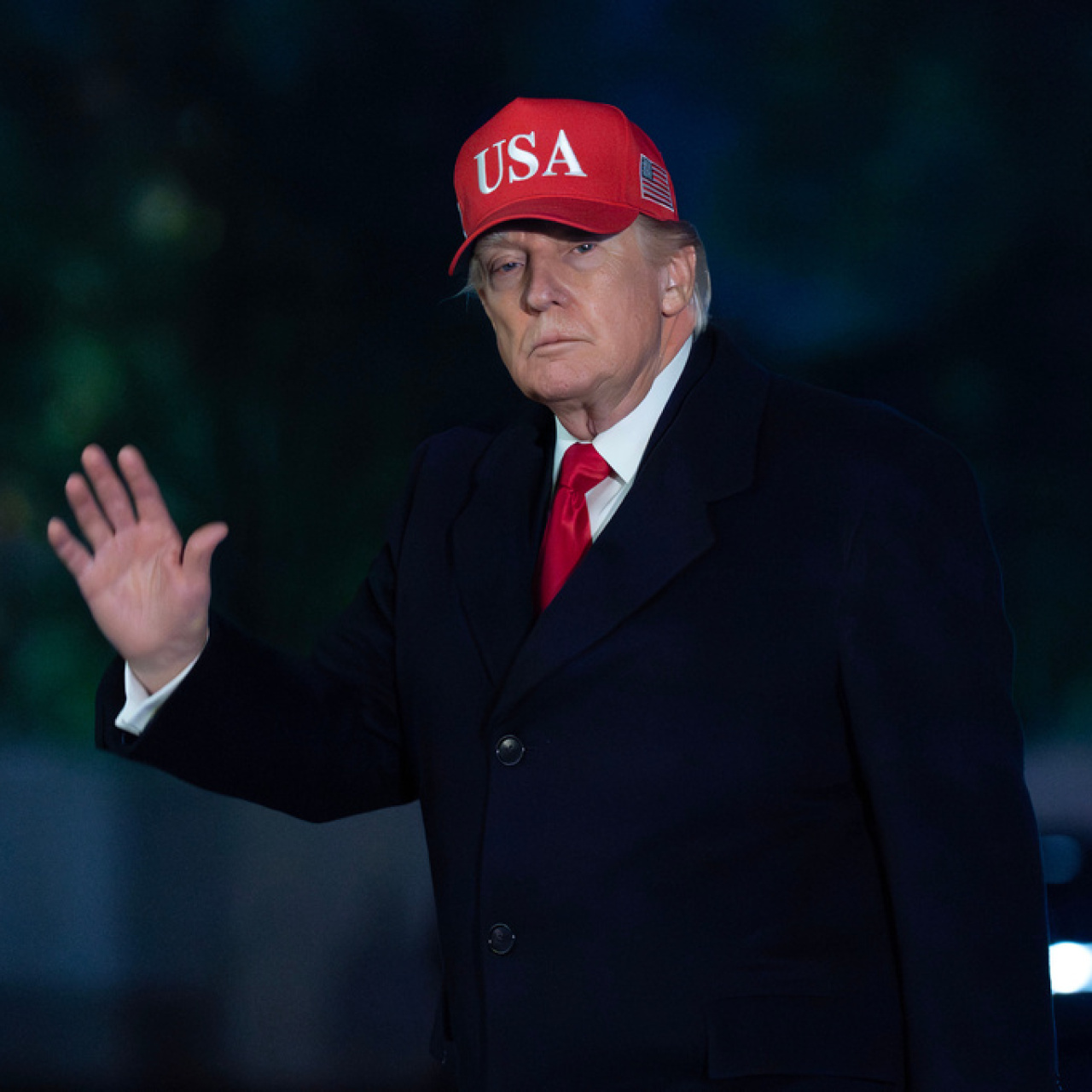 Trump'tan Papa'ya tepki