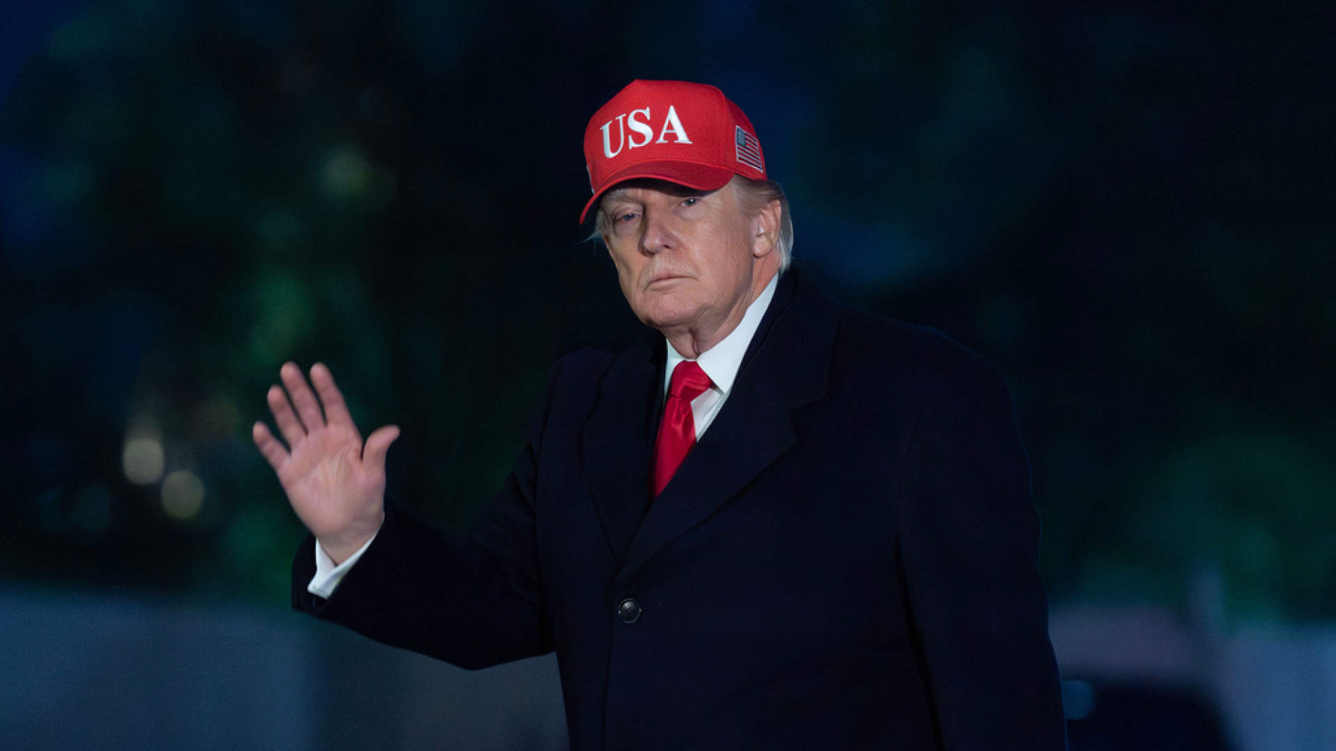 Trump'tan Papa 14. Leo'ya Sert Tepki: 'Aklını Başına Toplamalı'