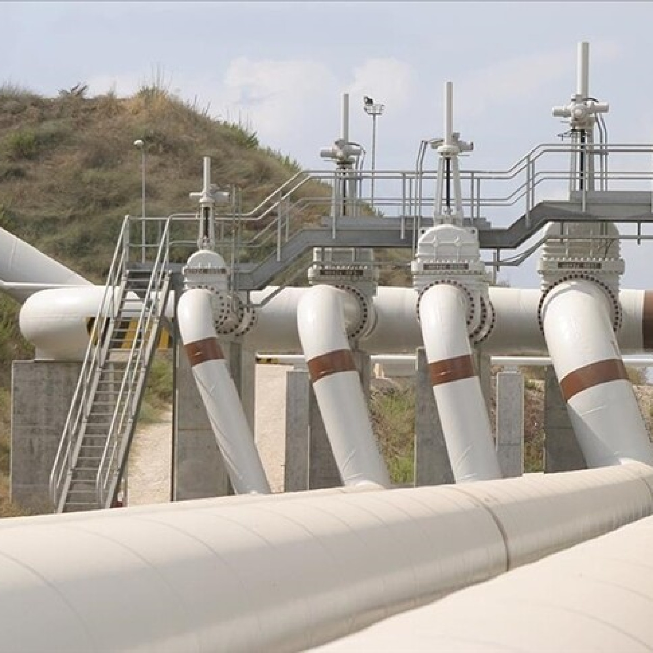 Suudi Arabistan'da kritik hat yeniden devrede