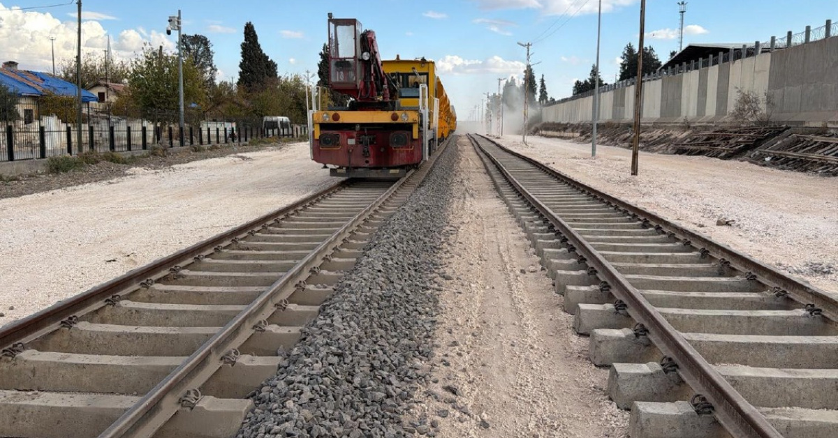 Suriye sınırındaki demiryolu hattı yeniden açıldı