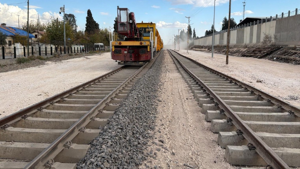 Suriye sınırındaki 325 kilometrelik hat açıldı