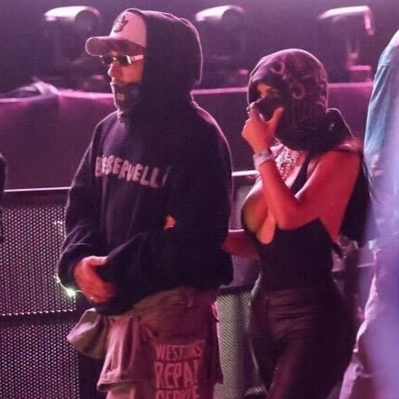 Kendilerini gizlediler