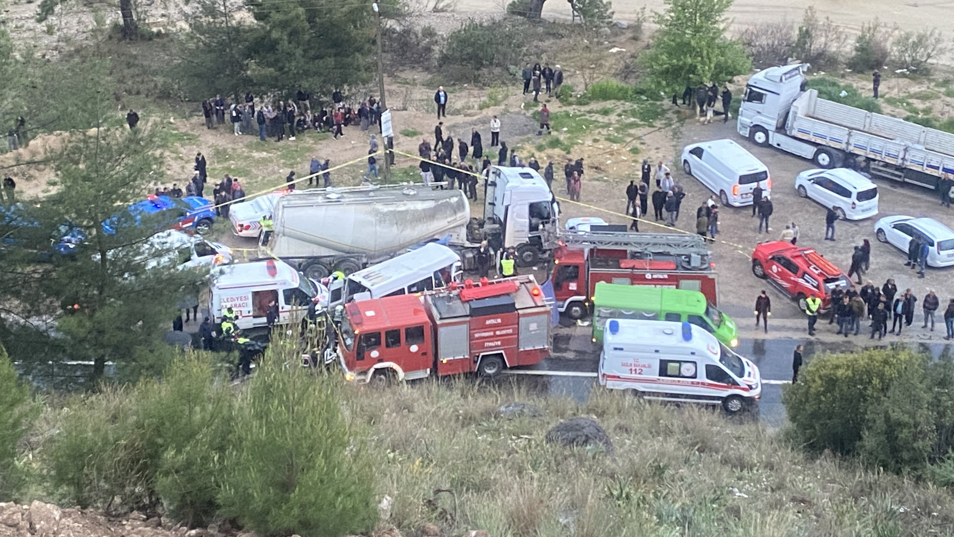Burdur'da Korkunç Kazada 7 Kişi Hayatını Kaybetti, TIR Sürücüsü Tutuklandı