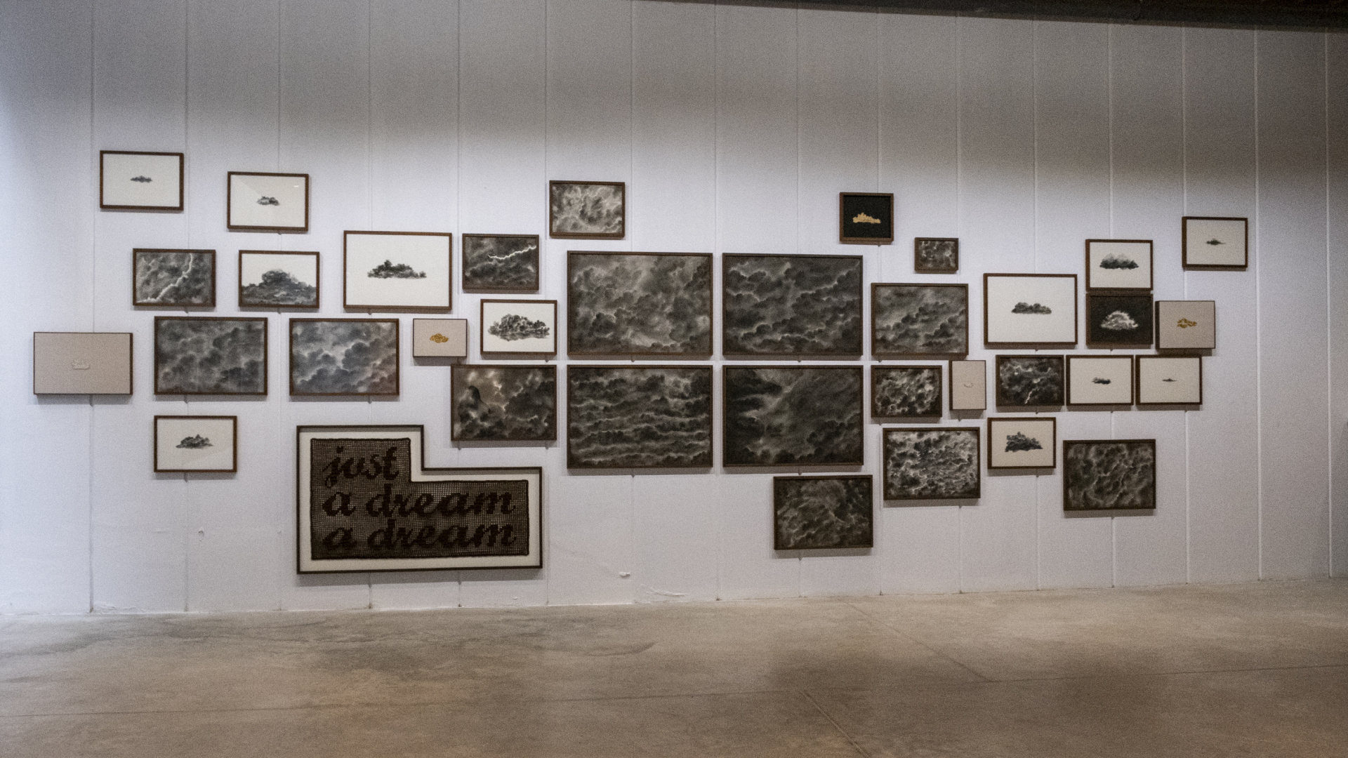 Merve Şendil'in 'Sadece Bir Rüyaydı' sergisi Troya Müzesi’nde