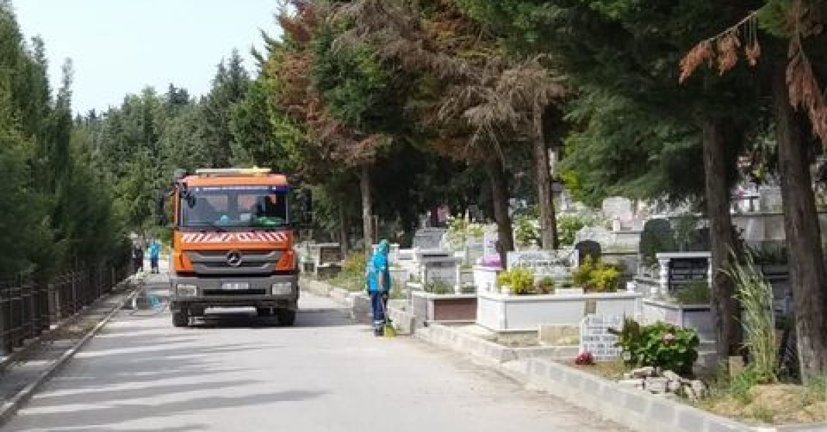 İstanbul'da Mezarlıklara Kamera Kurulacak