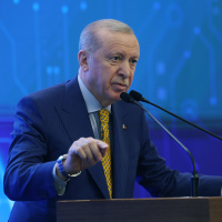 'Aileye saldırı beka meselesidir'