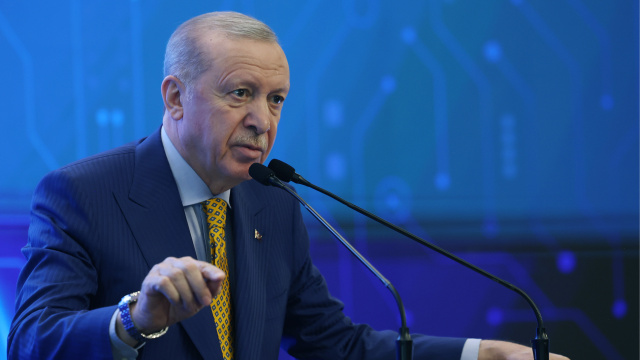 'Aileye saldırı beka meselesidir'