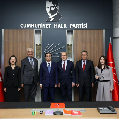 Çin Komünist Partisi, CHP'yi ziyaret etti