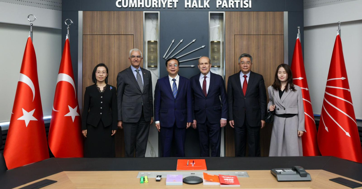Çin Komünist Partisi CHP'yi Ziyaret Etti