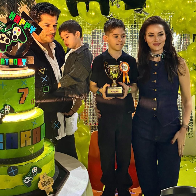 Karan'ın yeni yaşını kutladılar