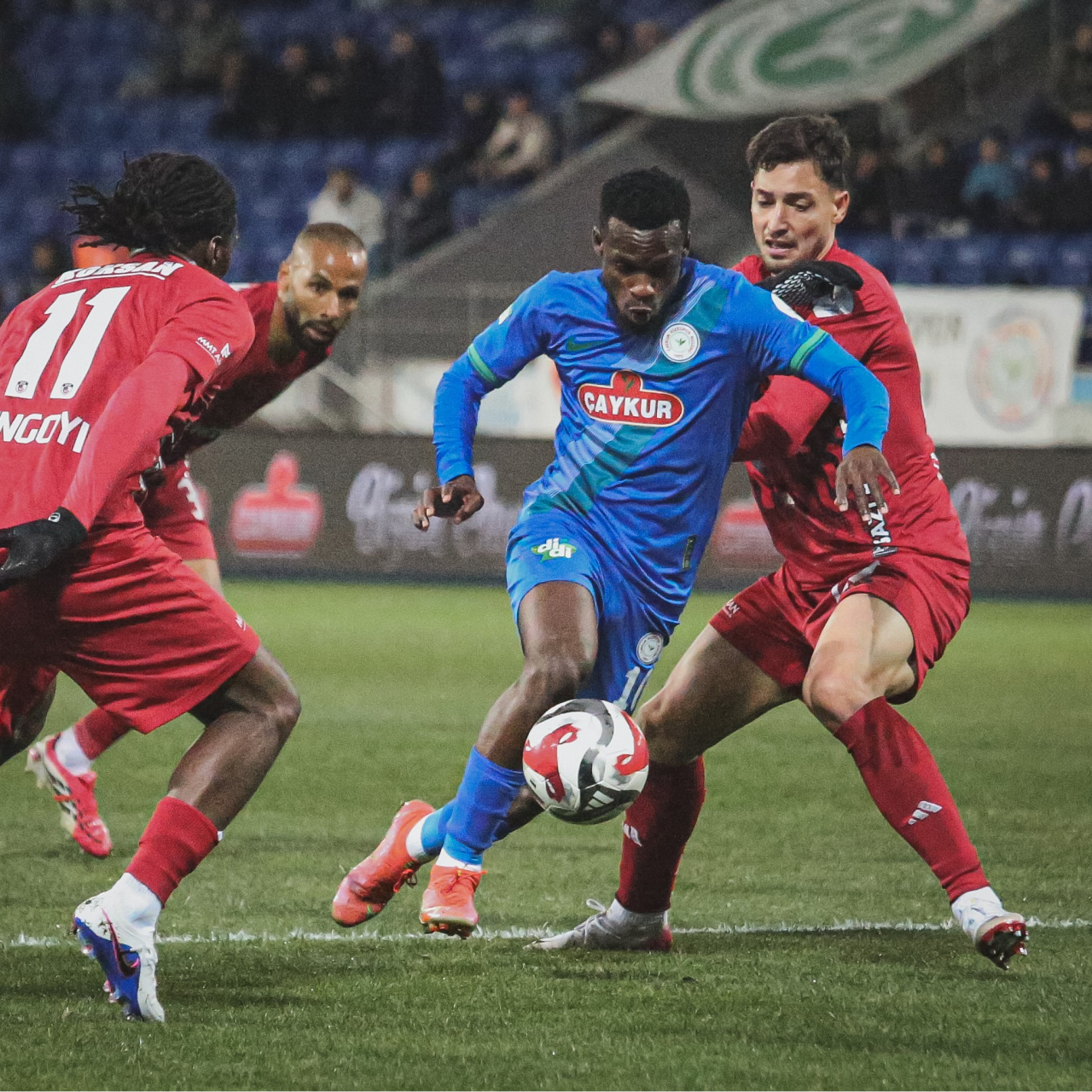 Rizespor 2 dakikada geri döndü!