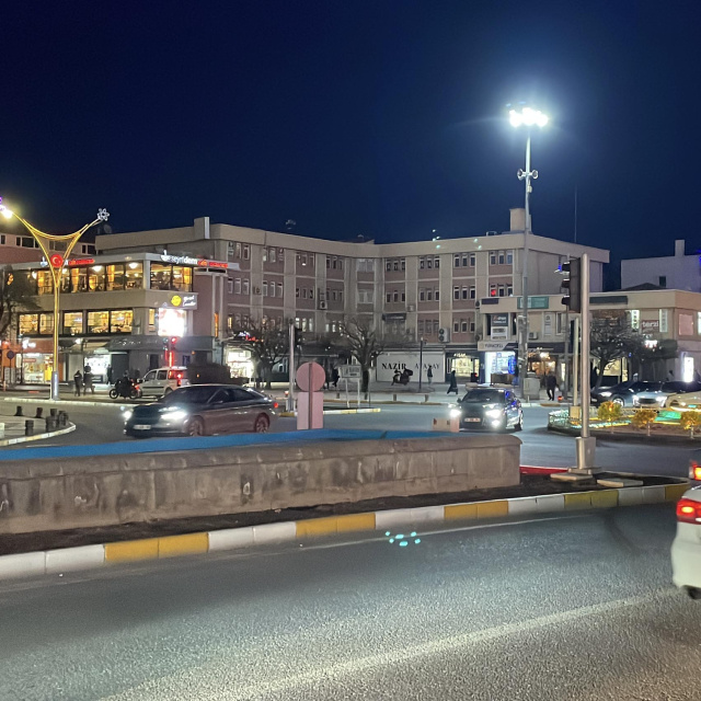 Erzincan'da 4 büyüklüğünde deprem