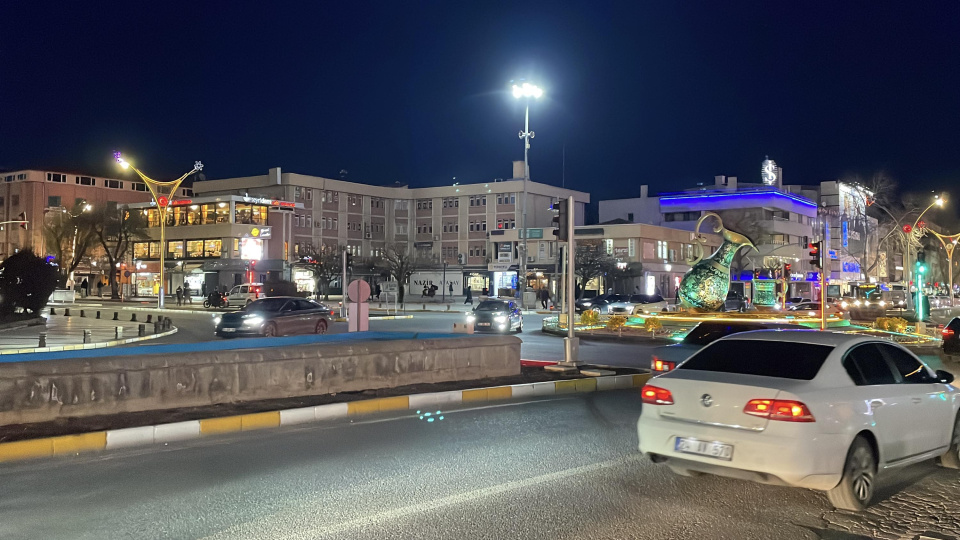 Erzincan'da 4 büyüklüğünde deprem