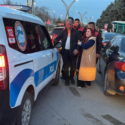 Evlilik kavgası: 2 yaralı, 8 gözaltı