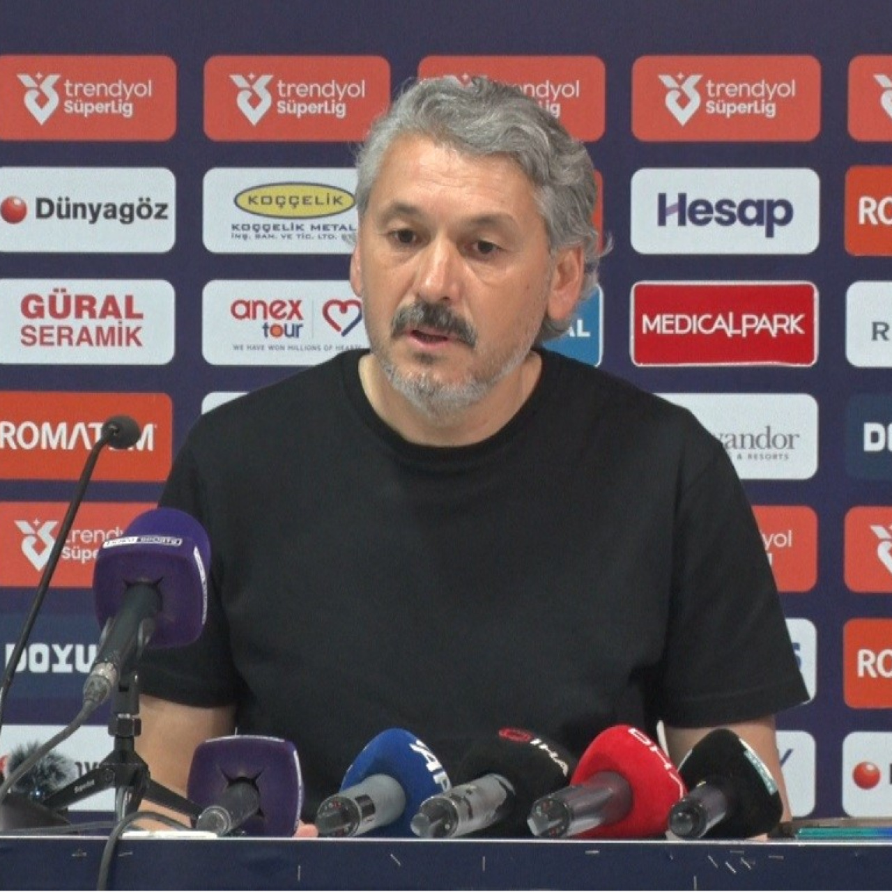 "Eyüpspor'a yakışır şekilde mücadeleye devam edeceğiz"