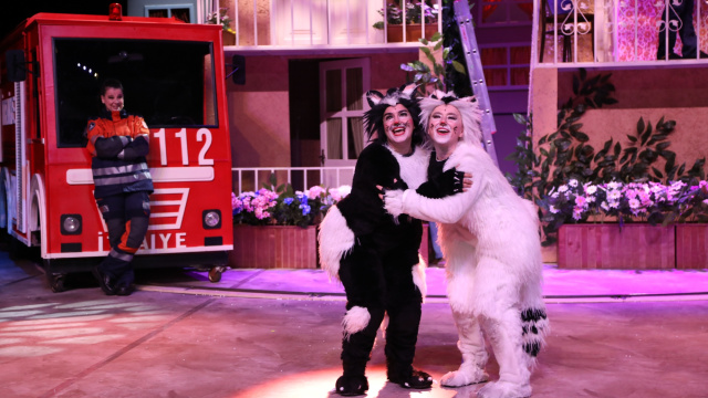 'İtfaiyecinin Sırrı' İBB Şehir Tiyatroları'nda