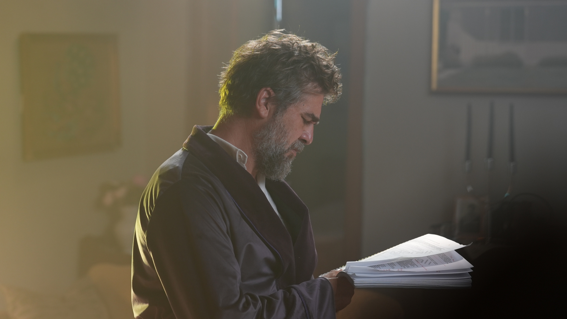 Bir Adam Yaratmak Film Olunca: Türk Klasikleri Neden Zamansız?