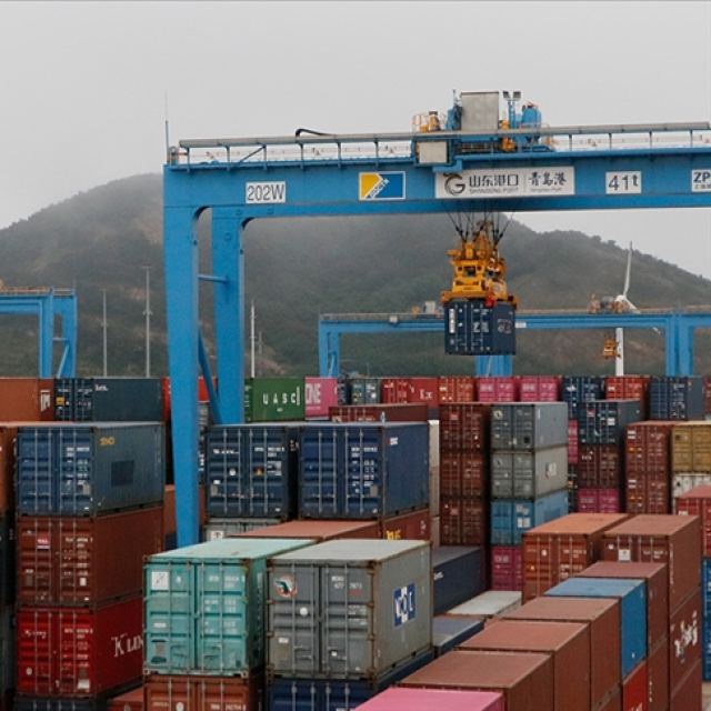 Çin'in ihracatı savaş etkisiyle yavaşladı