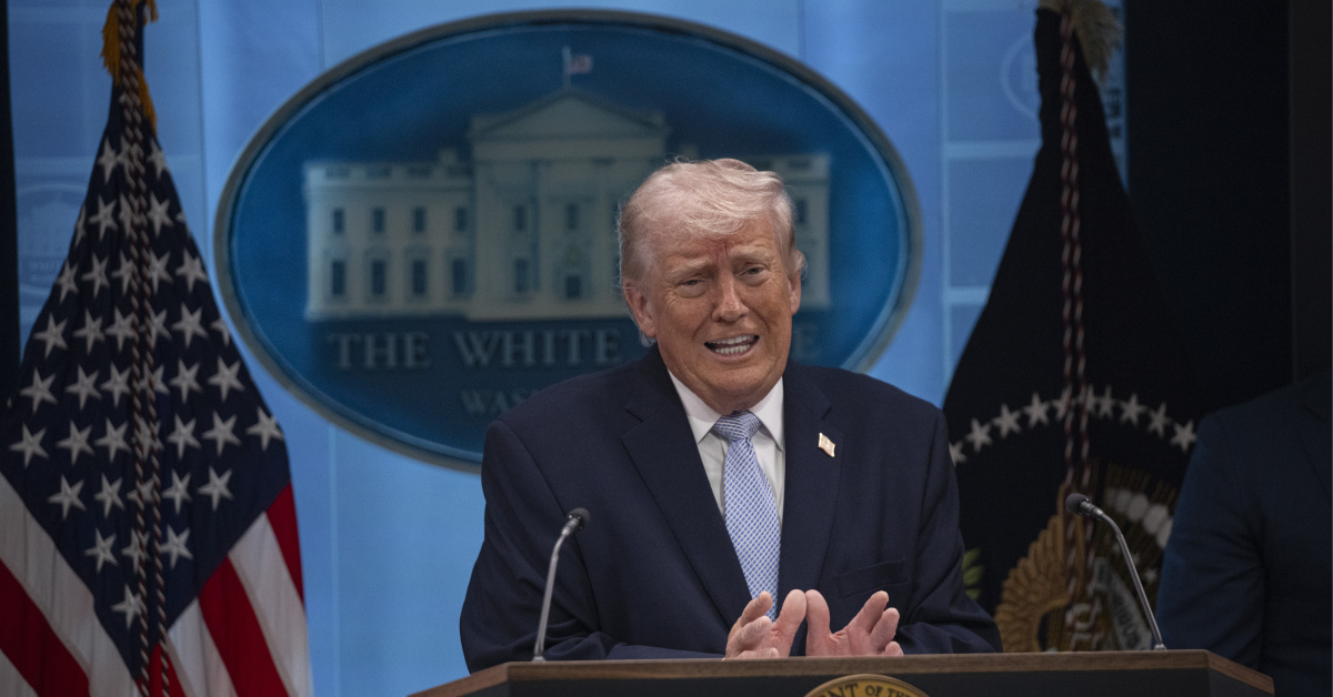 Trump Papa'yaözür dilemeyecek, İran ve İsa tasvir eleştirileri