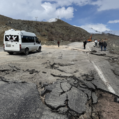 200 metrelik alanı etkiledi!