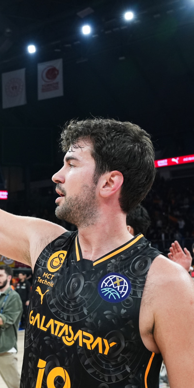 Galatasaray Dörtlü Final için parkede!