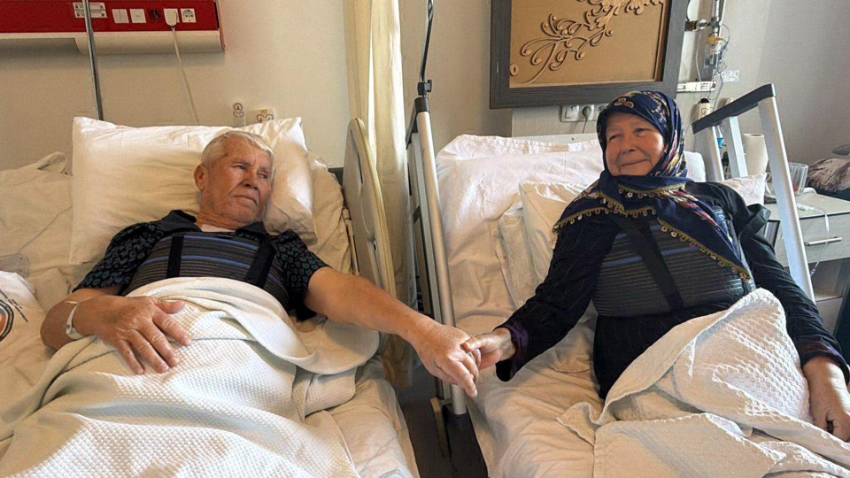 46 yıllık çift, evlilik yıl dönümlerinde birlikte kalp ameliyatı oldu