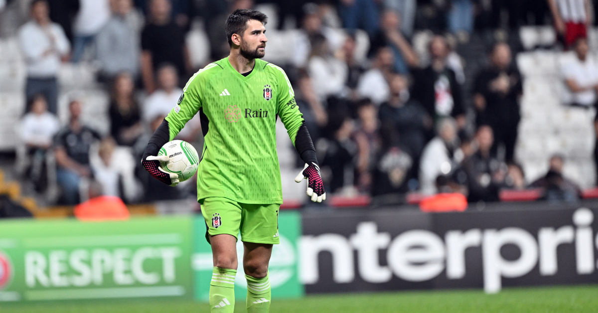 Beşiktaş'ta Ersin Destanoğlu'nun performansı beğeni topluyor