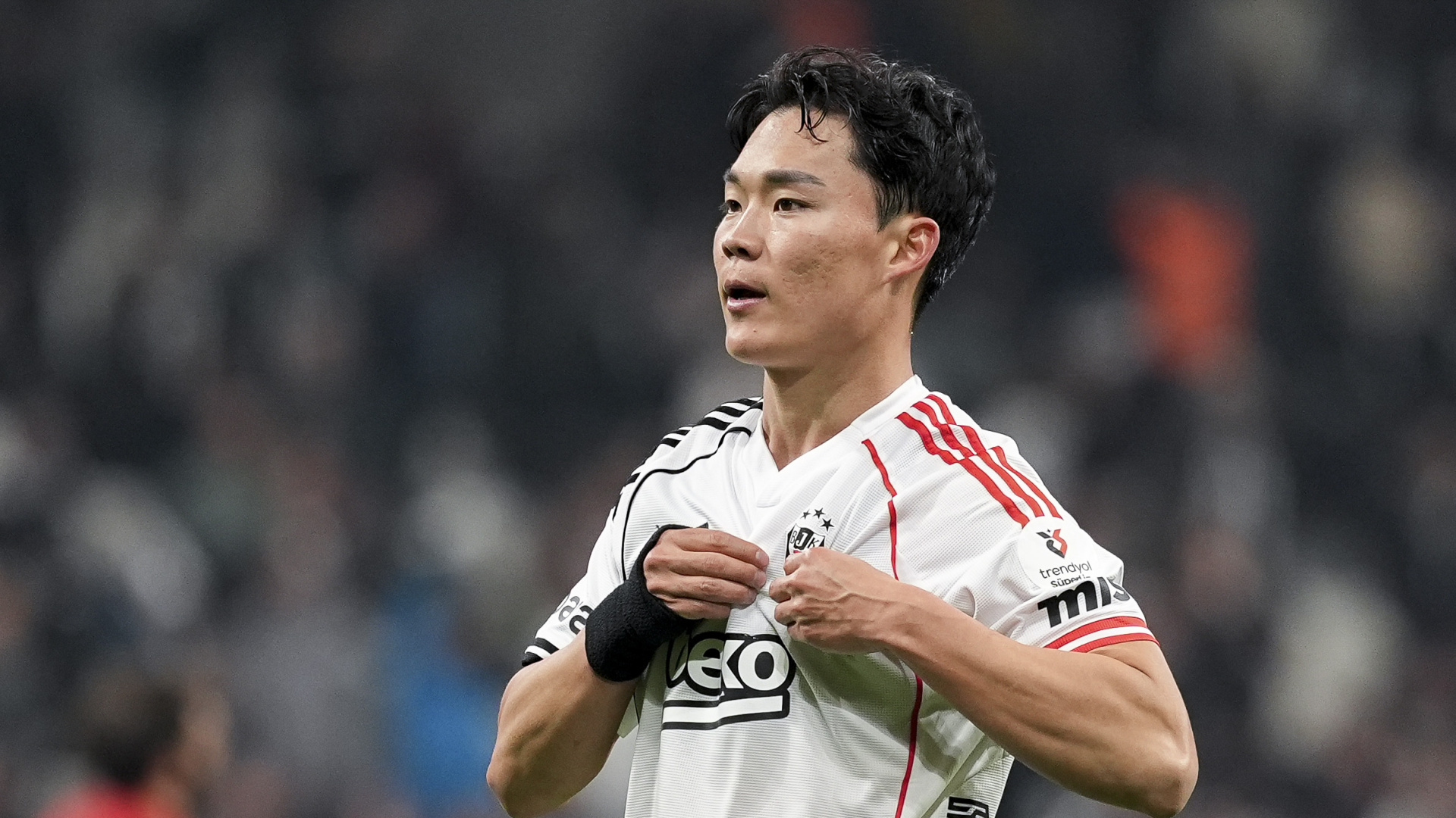 İngiliz devleri, Hyeon-gyu Oh'u istiyor